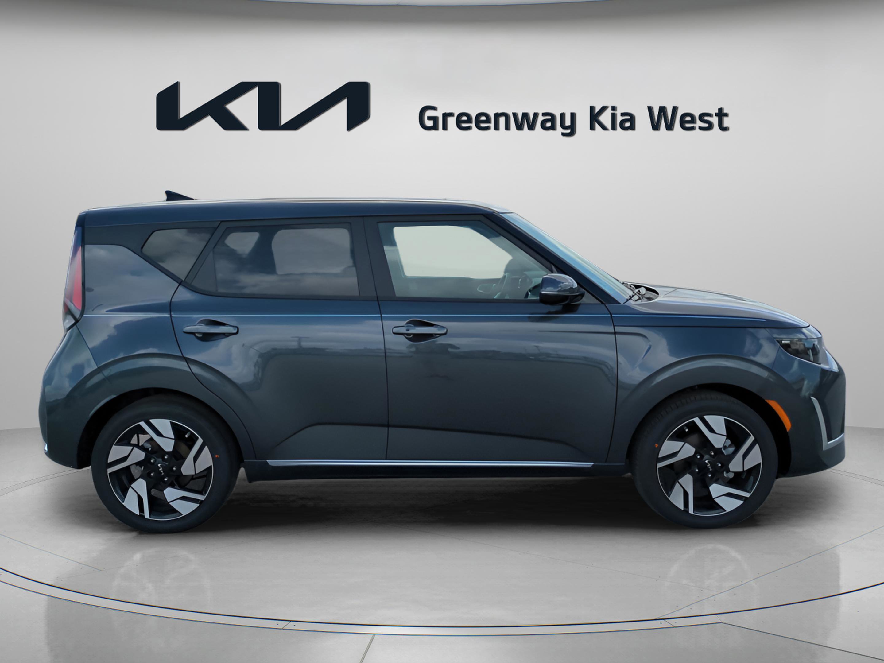 2025 Kia Soul GT-Line photo 8