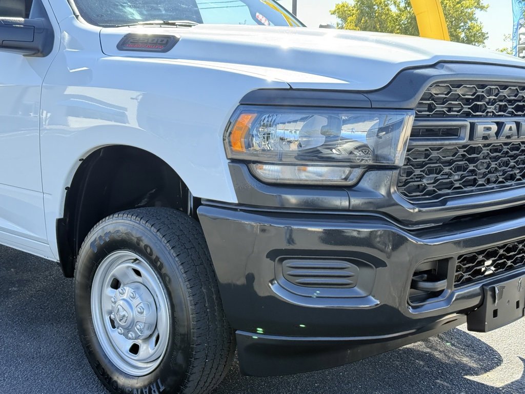 2024 Ram 2500 Tradesman photo 2