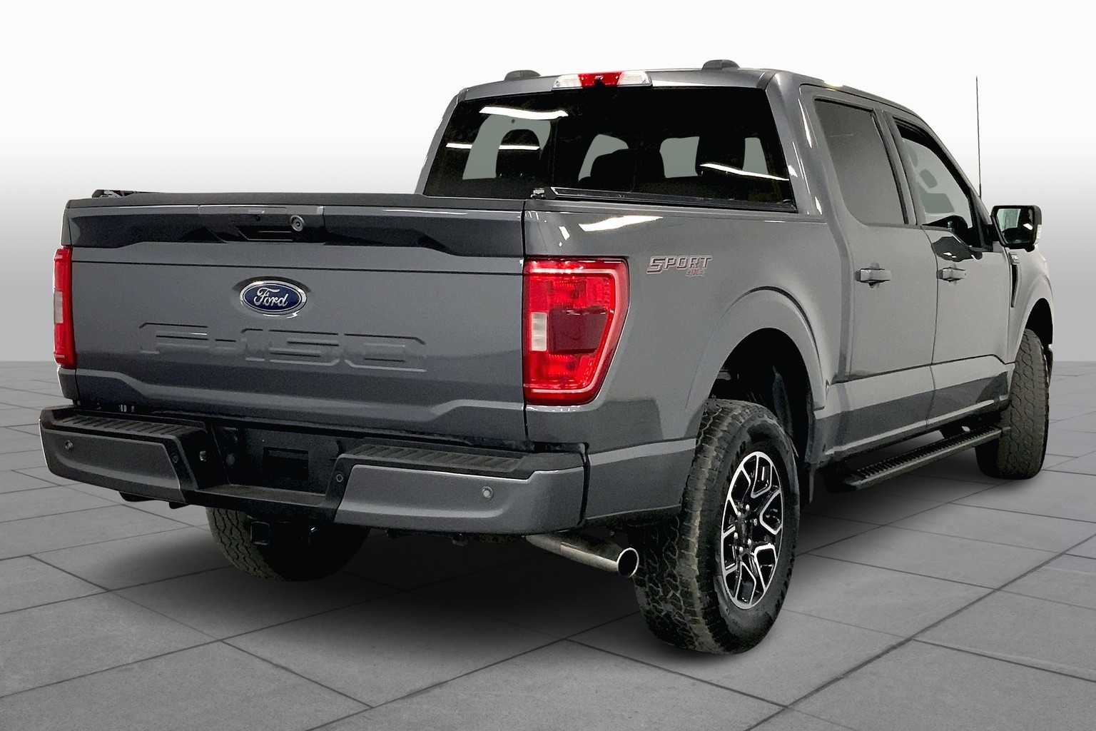 2022 Ford F-150 XLT photo 12