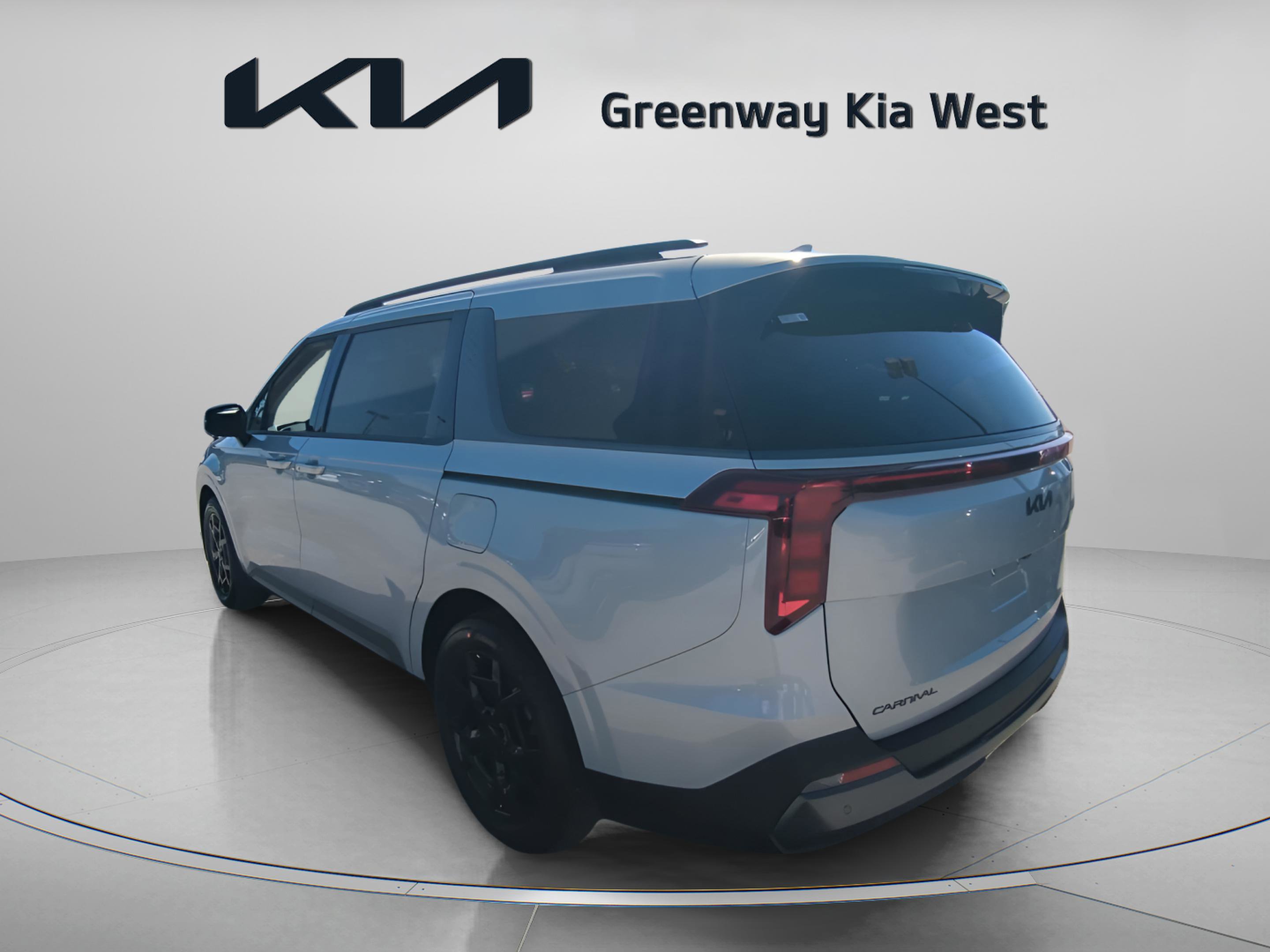 2026 Kia Carnival SX photo 3