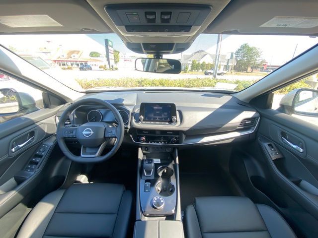 2026 Nissan Rogue SV photo 8