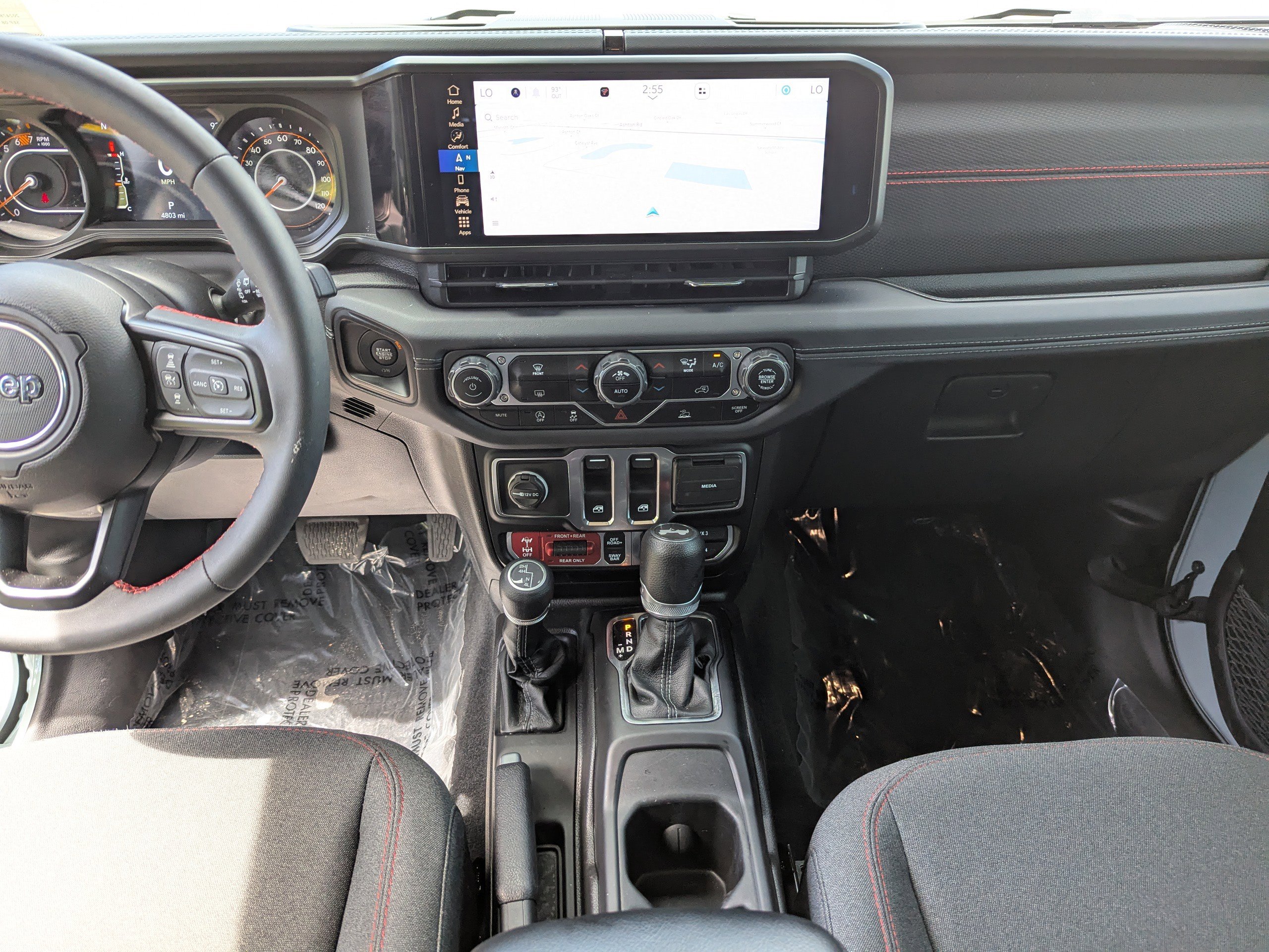 2024 Jeep Wrangler Rubicon photo 17