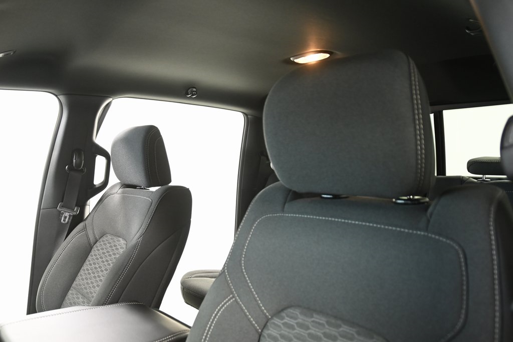2025 Ram 1500 Warlock photo 9