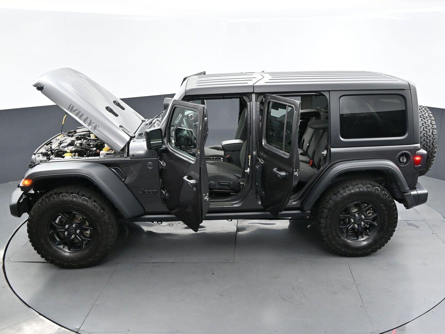 2024 Jeep Wrangler Willys photo 39
