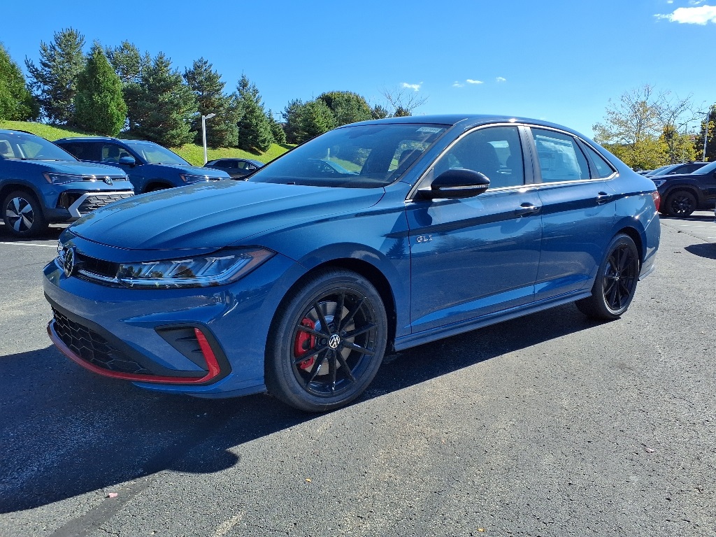 2026 Volkswagen Jetta GLI 2.0T Autobahn photo 2