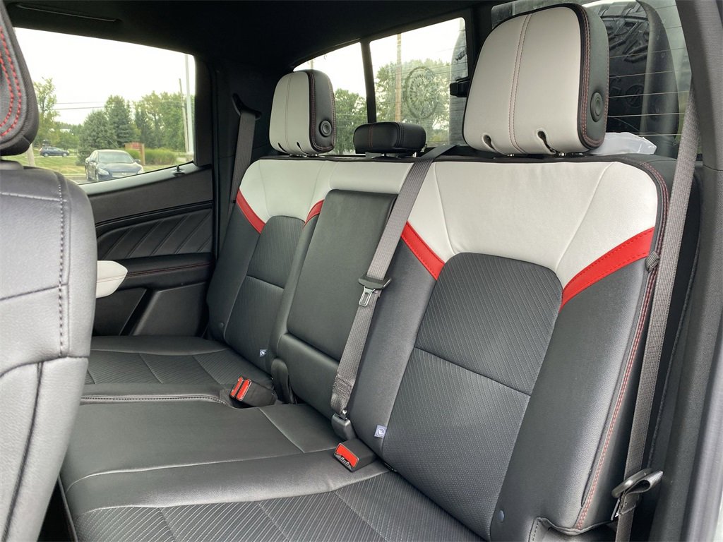 2024 Gmc Canyon AT4X photo 25