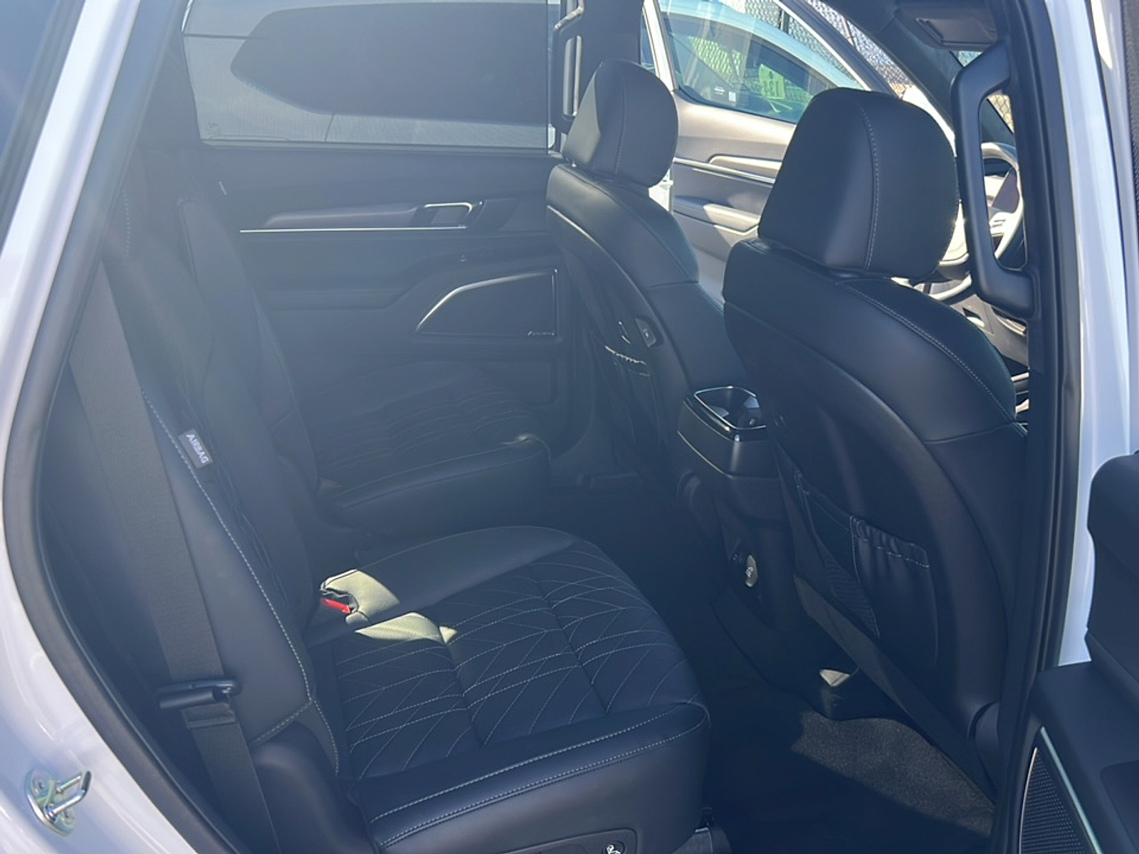 2024 Kia Telluride SX Prestige X-Pro photo 4