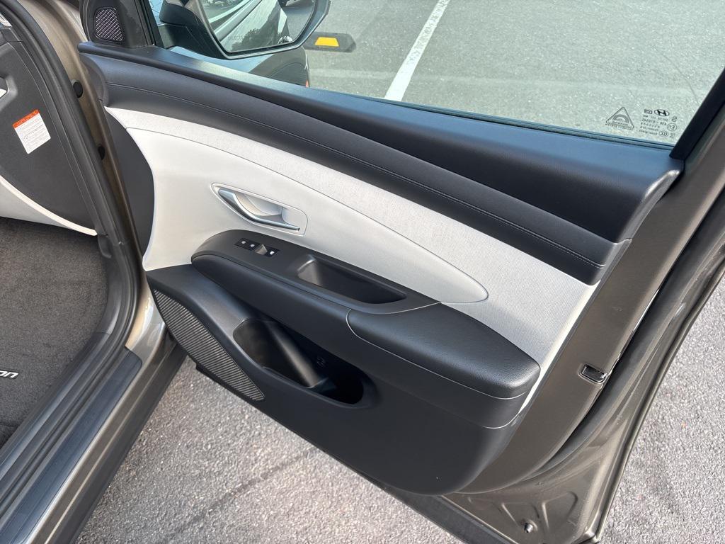 2025 Hyundai Tucson Hybrid SEL Convenience photo 14