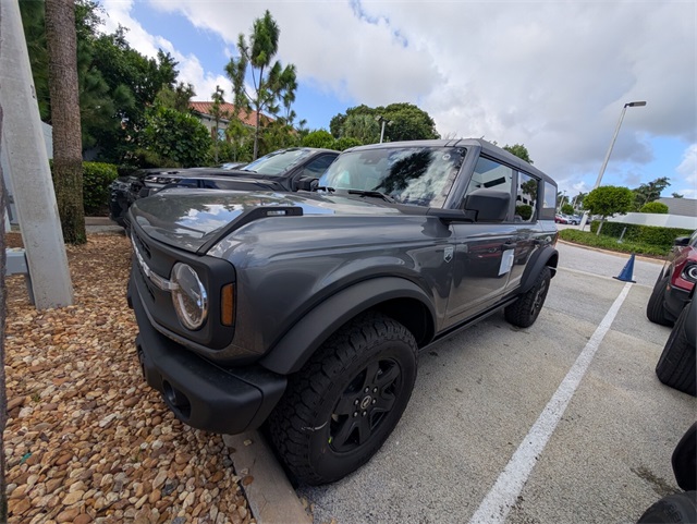 2025 Ford Bronco Big Bend photo 3