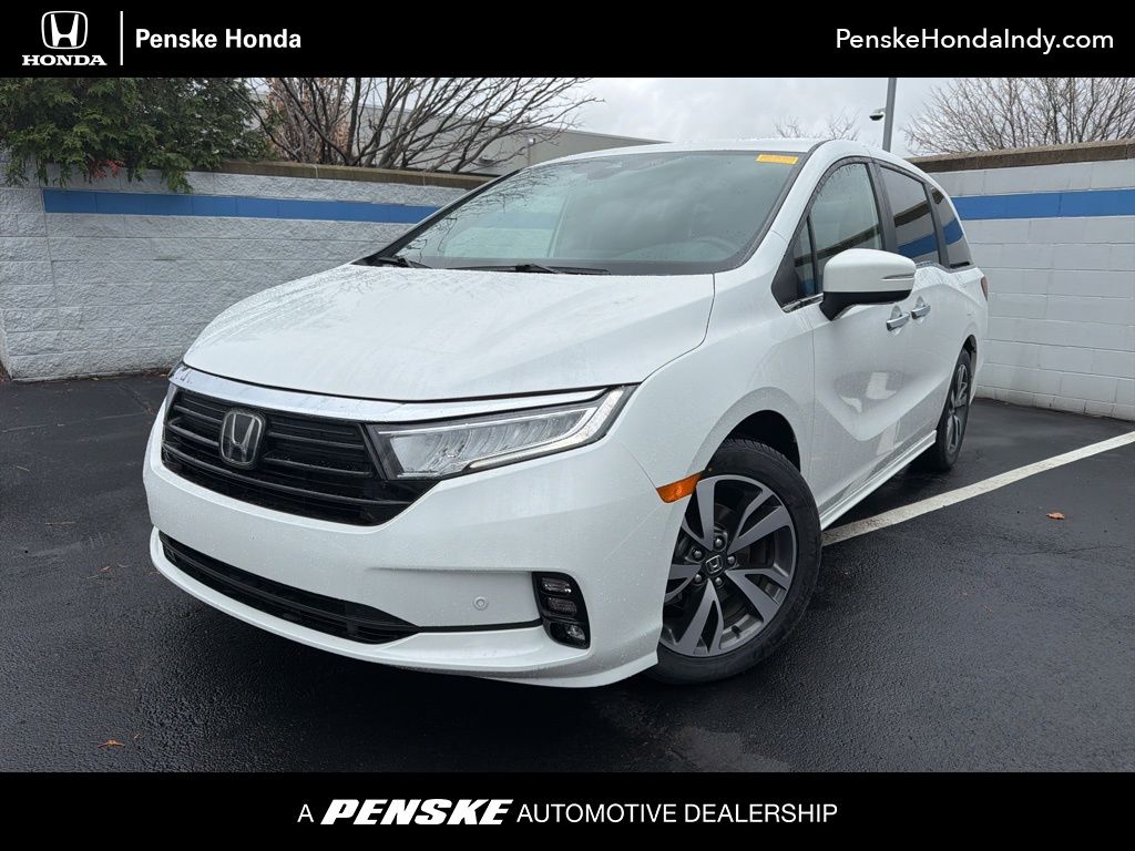 2023 Honda Odyssey Touring's photo