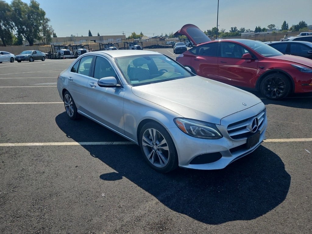 2016 Mercedes Benz C 300 photo 2
