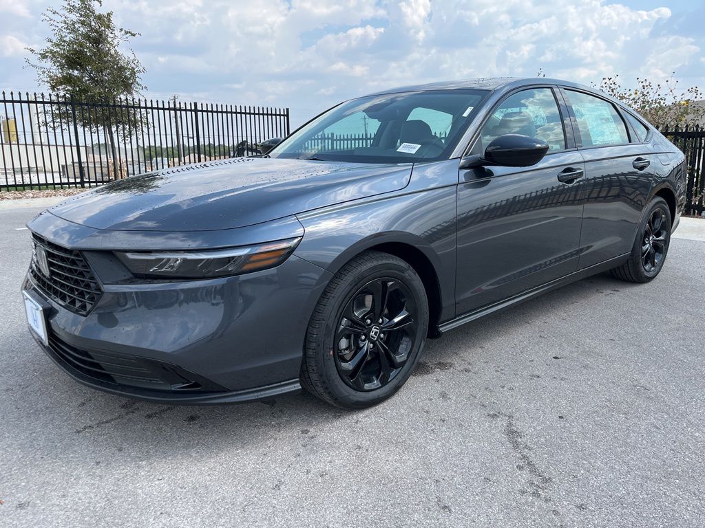 2025 Honda Accord SE's photo