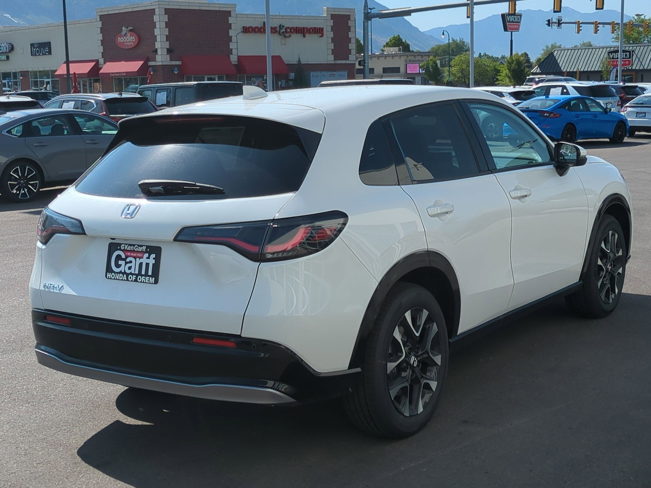 2026 Honda HR-V EX-L photo 3