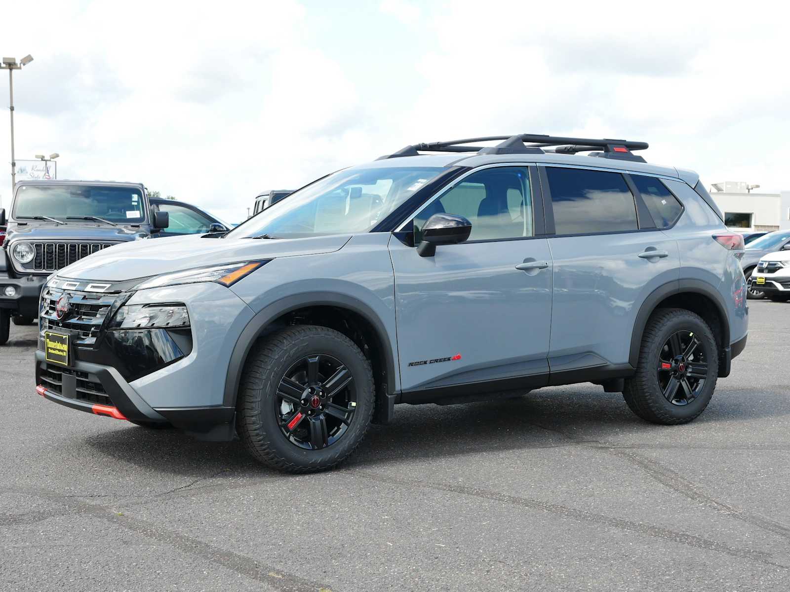 2026 Nissan Rogue SV photo 2