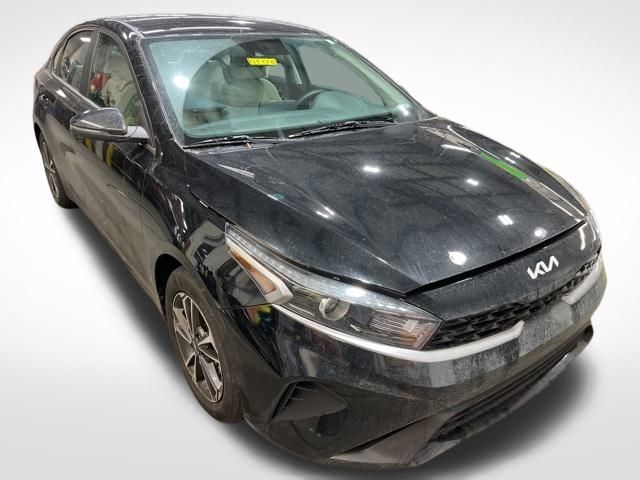 2023 Kia Forte LXS's photo