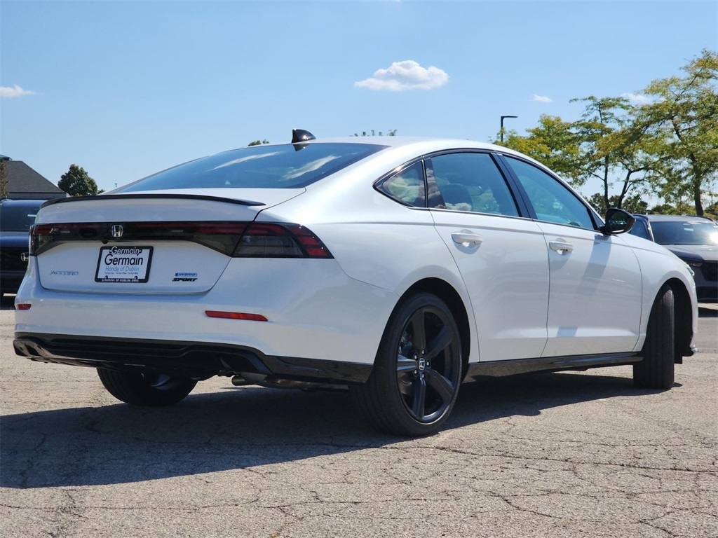 2025 Honda Accord Hybrid Sport-L photo 18