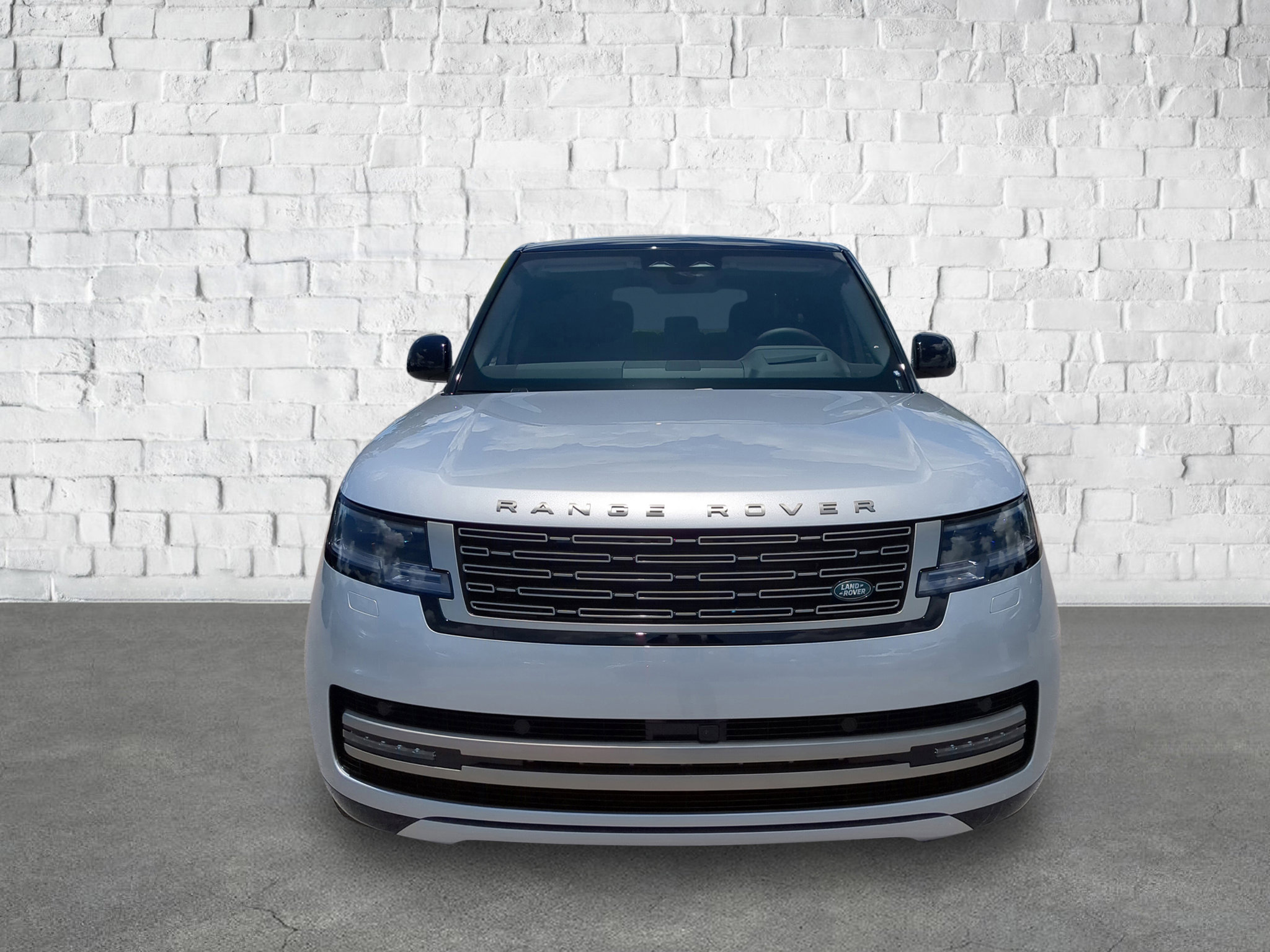 2025 Land Rover Range Rover SE photo 2