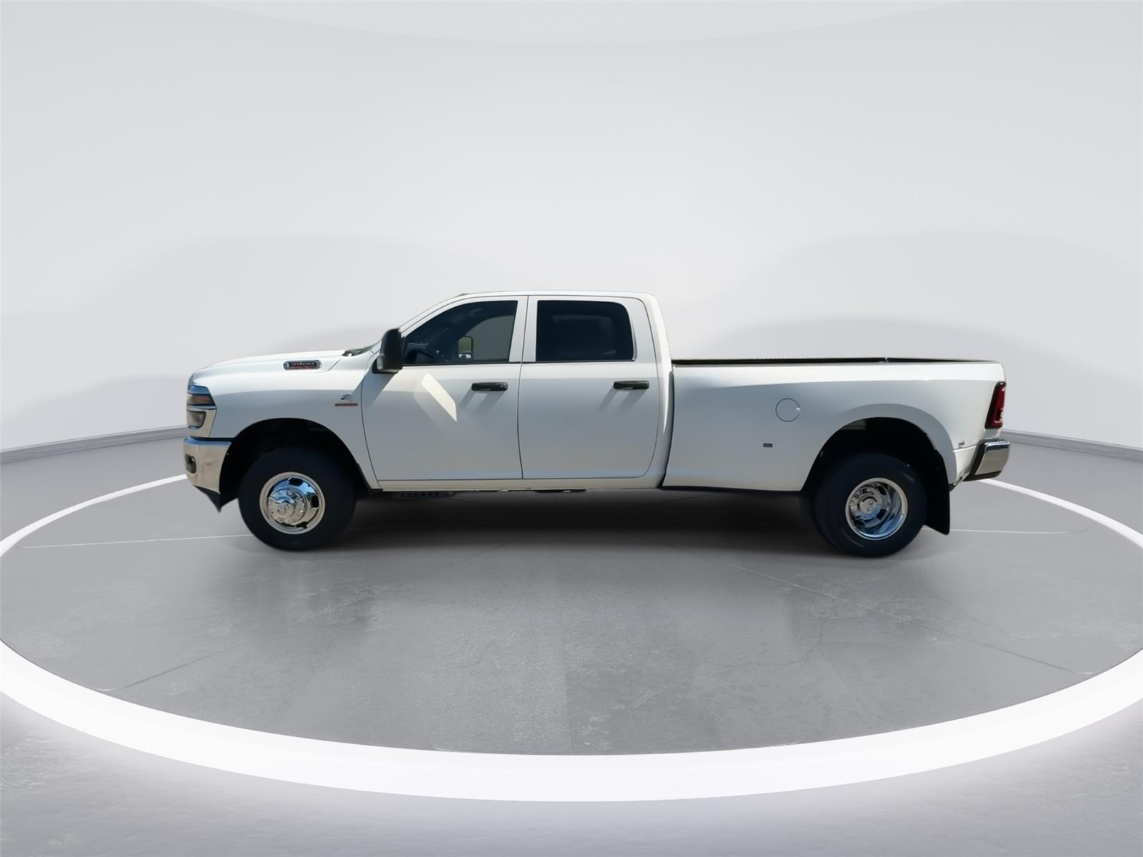 2026 Ram 3500 Tradesman photo 5