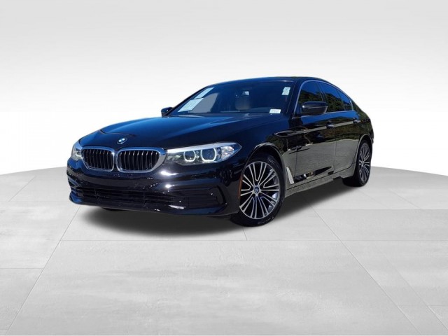 2018 BMW 5 Series 530i's photo