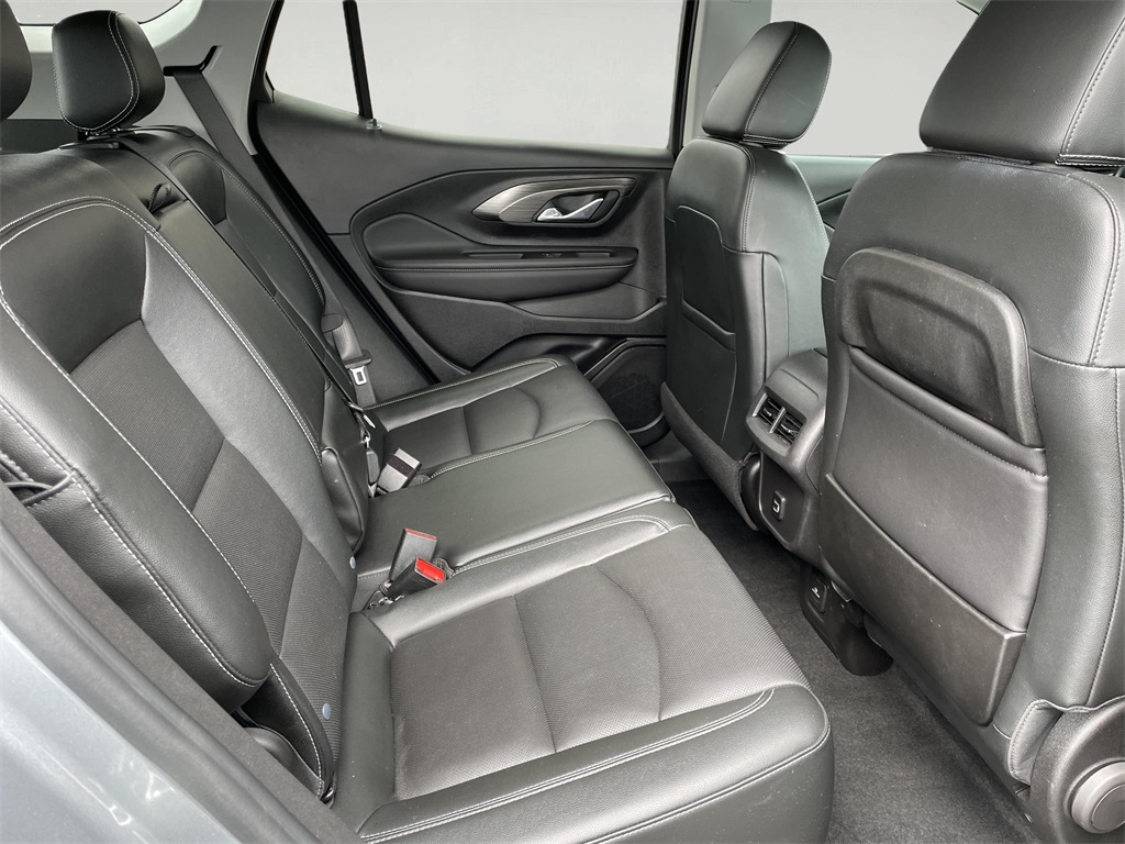 2023 Gmc Terrain SLT photo 12