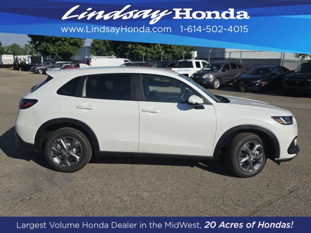 2026 Honda HR-V LX photo 2