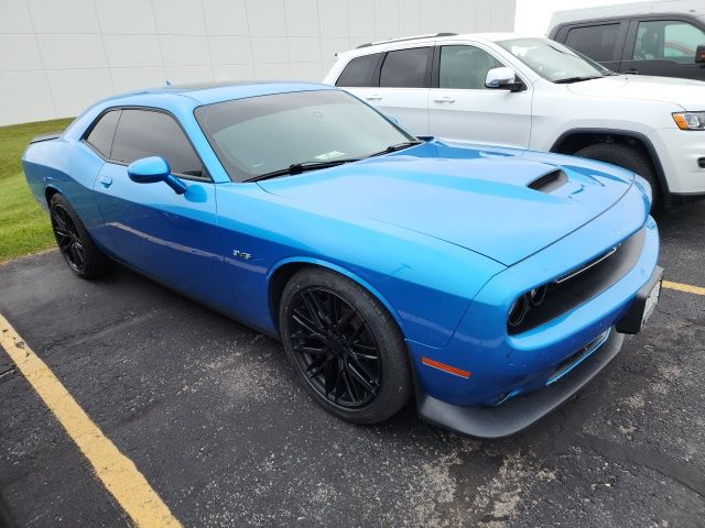 2023 Dodge Challenger R/T photo 2