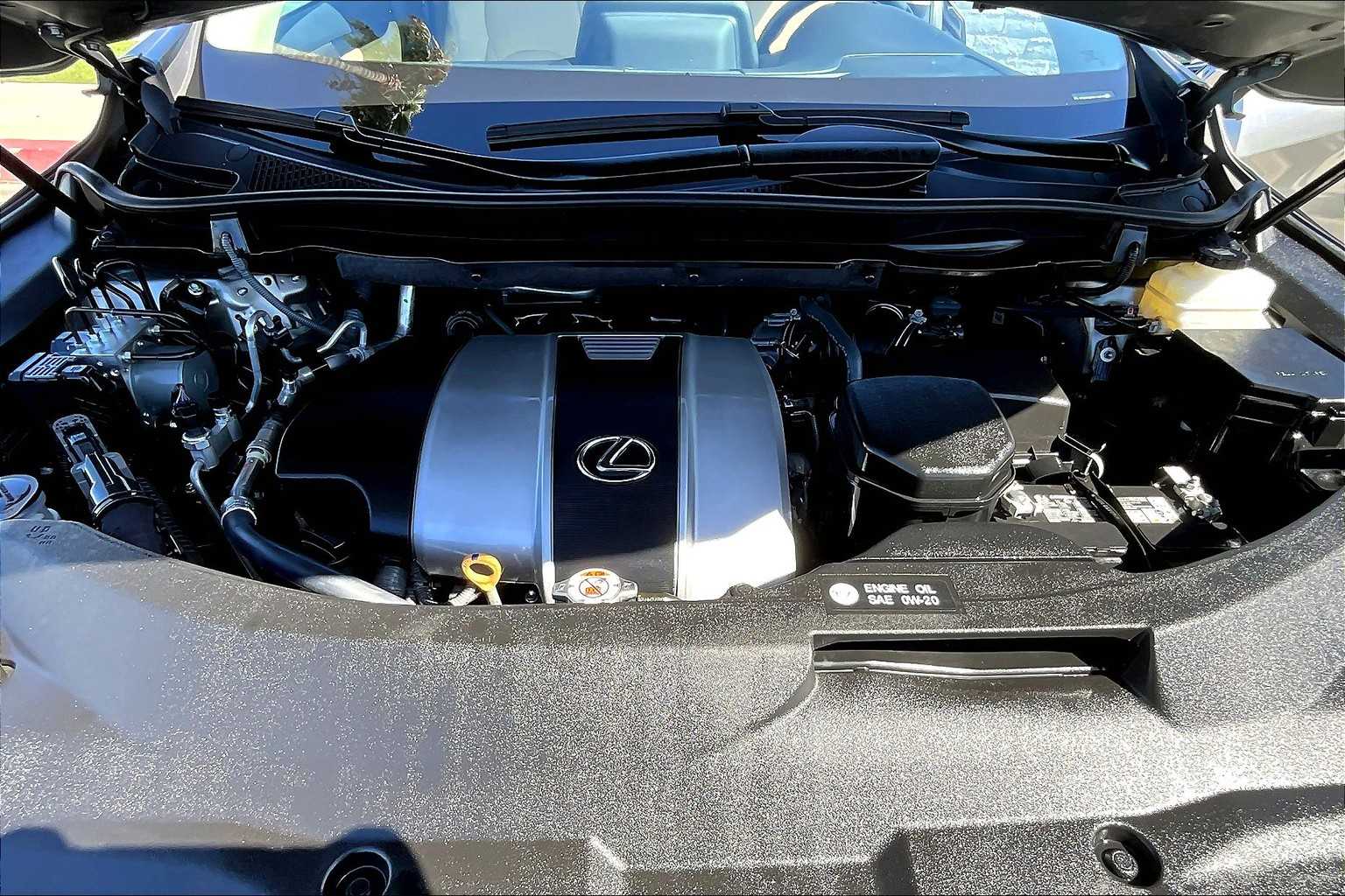 2022 Lexus RX photo 31