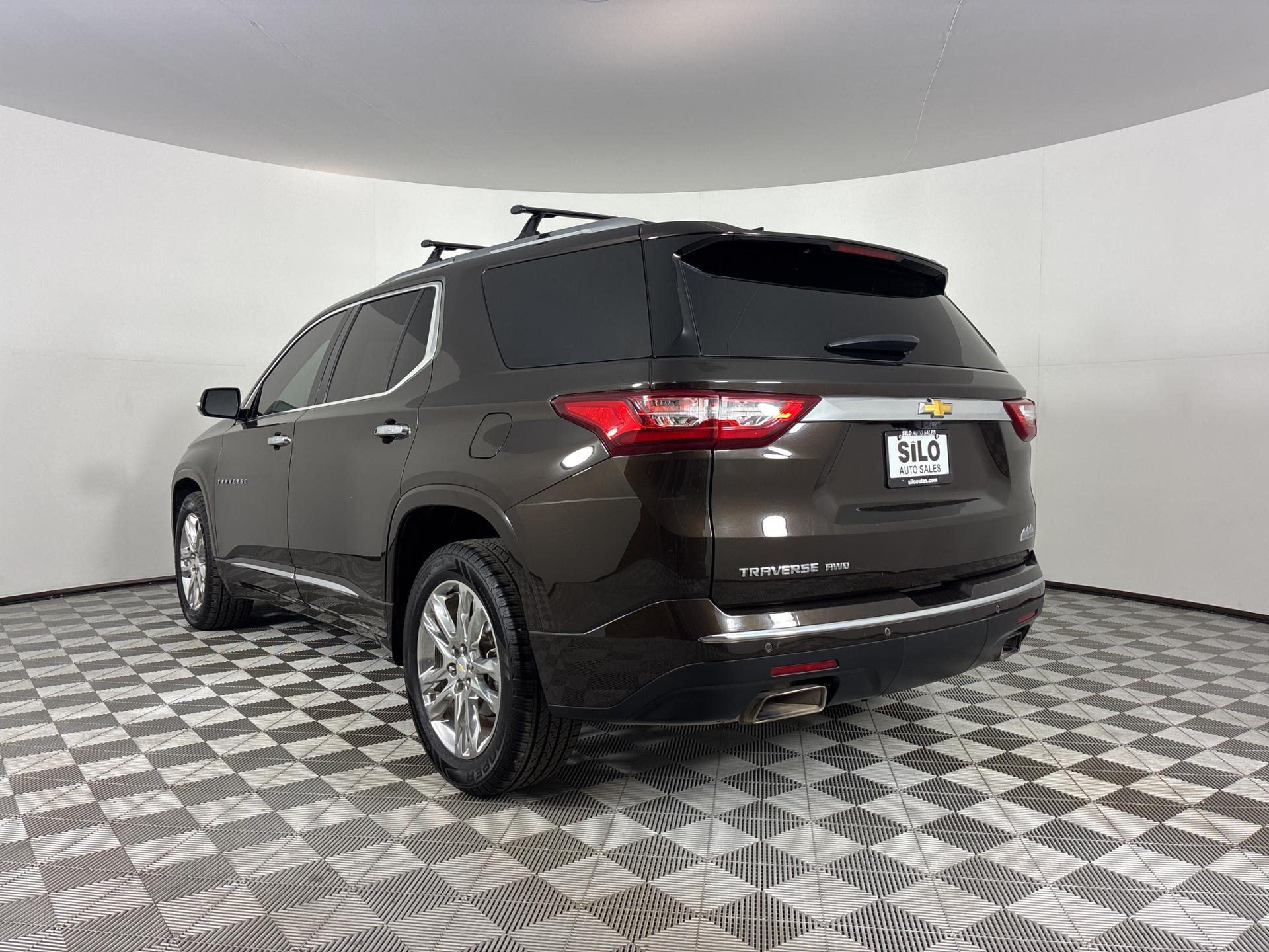 2018 Chevrolet Traverse High Country photo 3