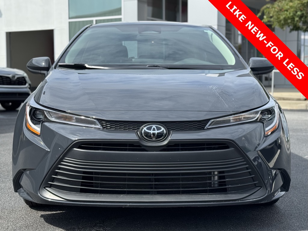 2024 Toyota Corolla LE photo 3