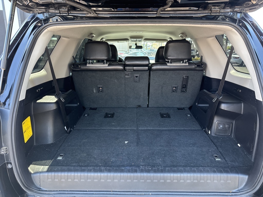 2016 Toyota 4Runner SR5 photo 17