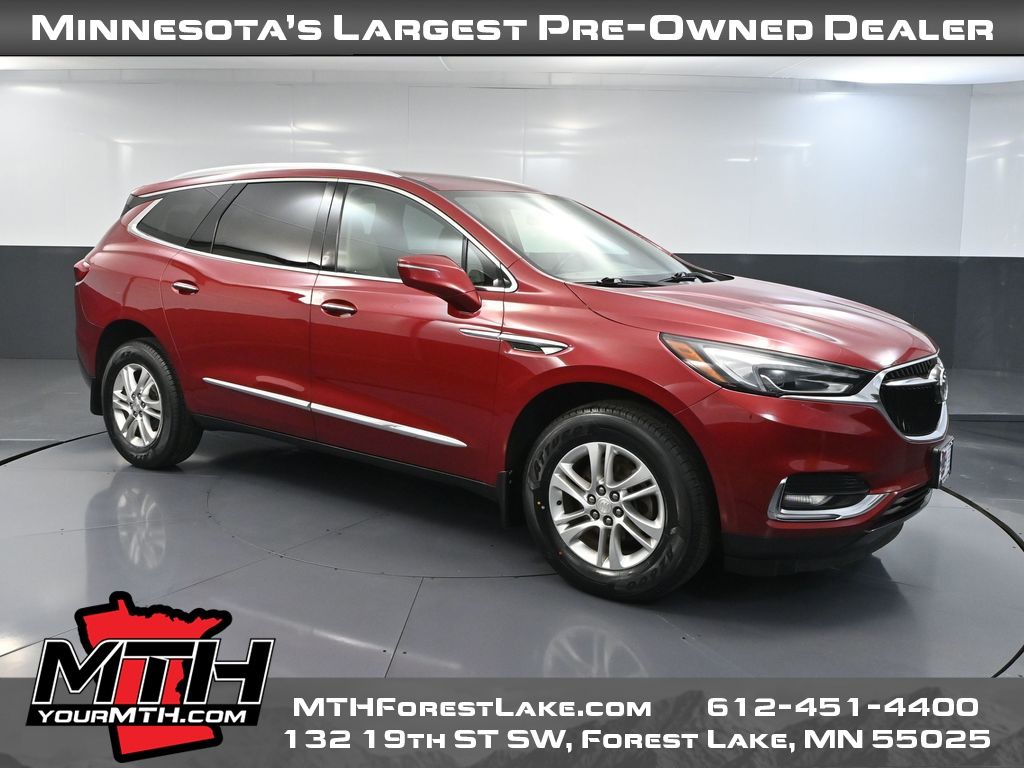 2018 Buick Enclave Essence's photo