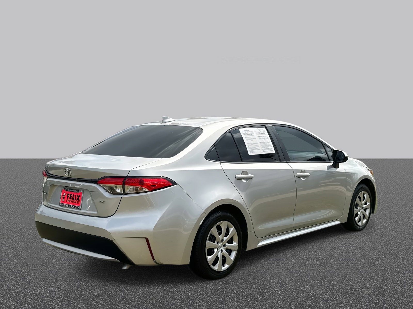 2020 Toyota Corolla LE photo 4
