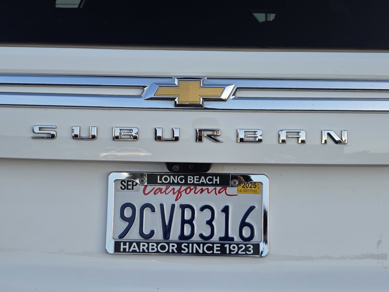 2023 Chevrolet Suburban Premier photo 12