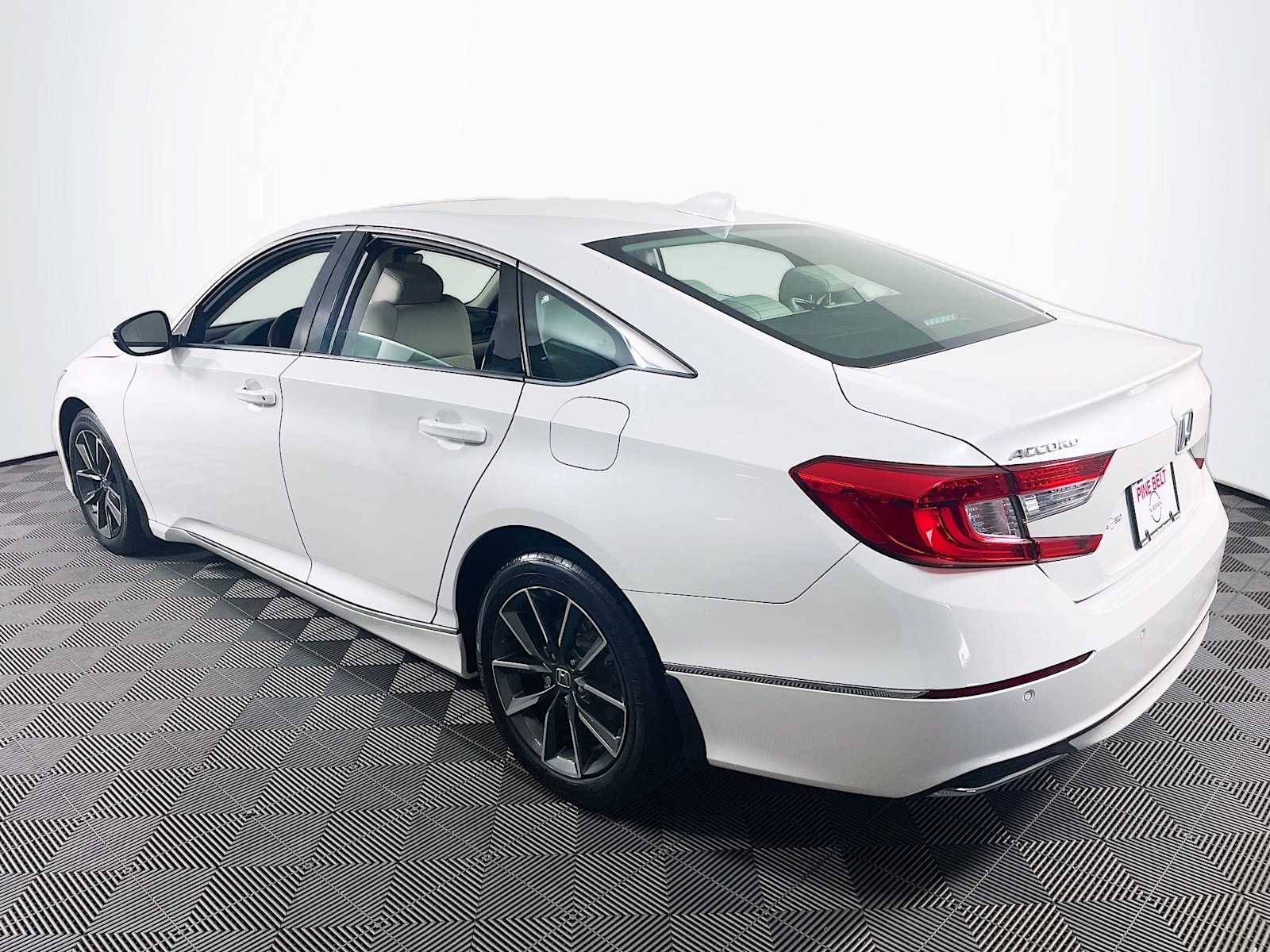 2021 Honda Accord EX-L photo 6