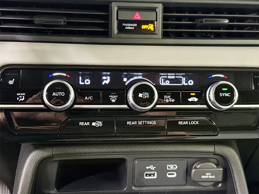 2025 Honda Pilot EX-L photo 13