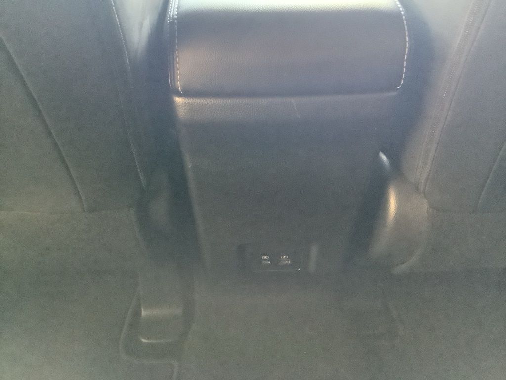 2024 Mitsubishi Eclipse Cross SEL photo 32