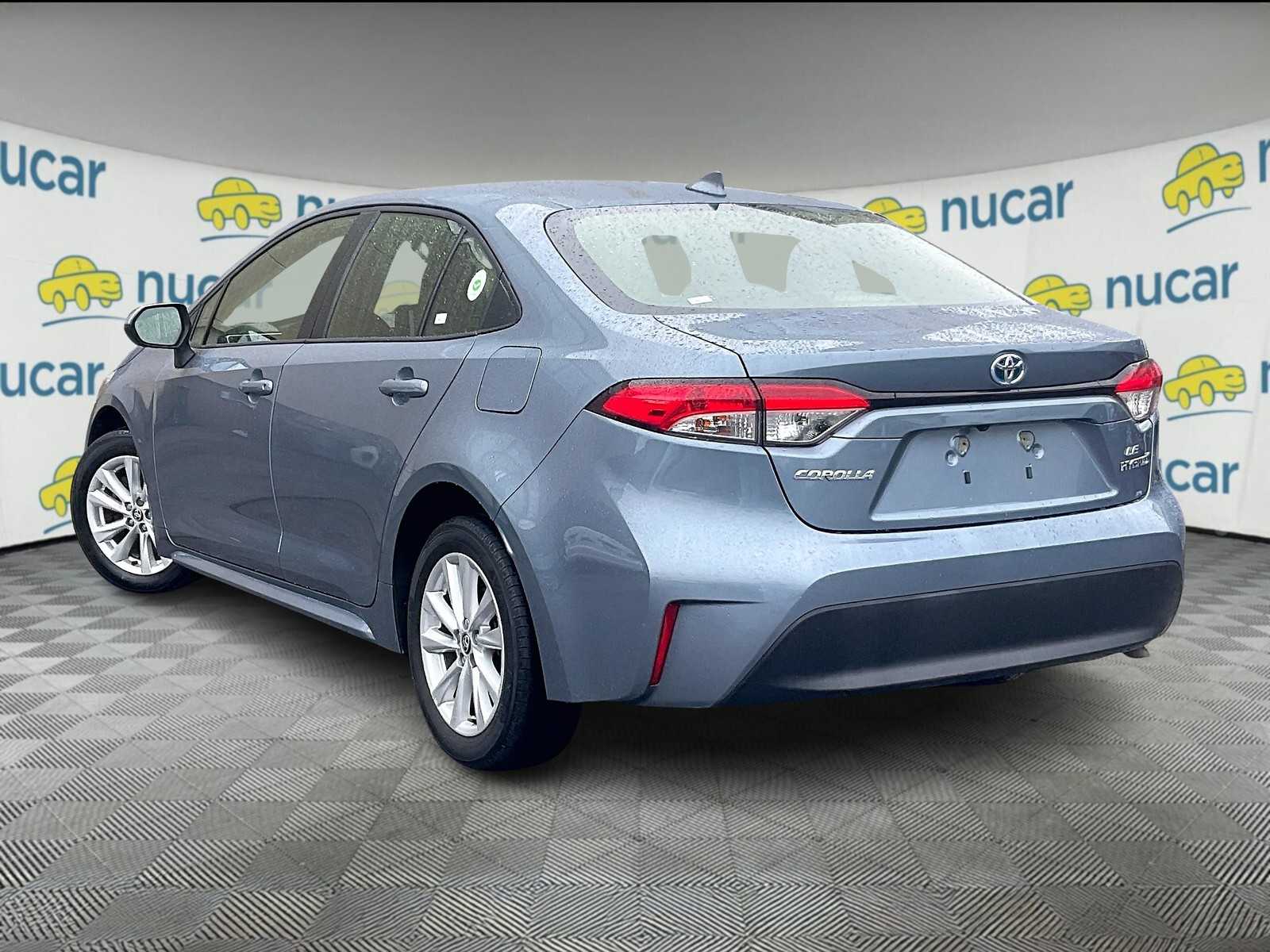 2023 Toyota Corolla Hybrid LE photo 4