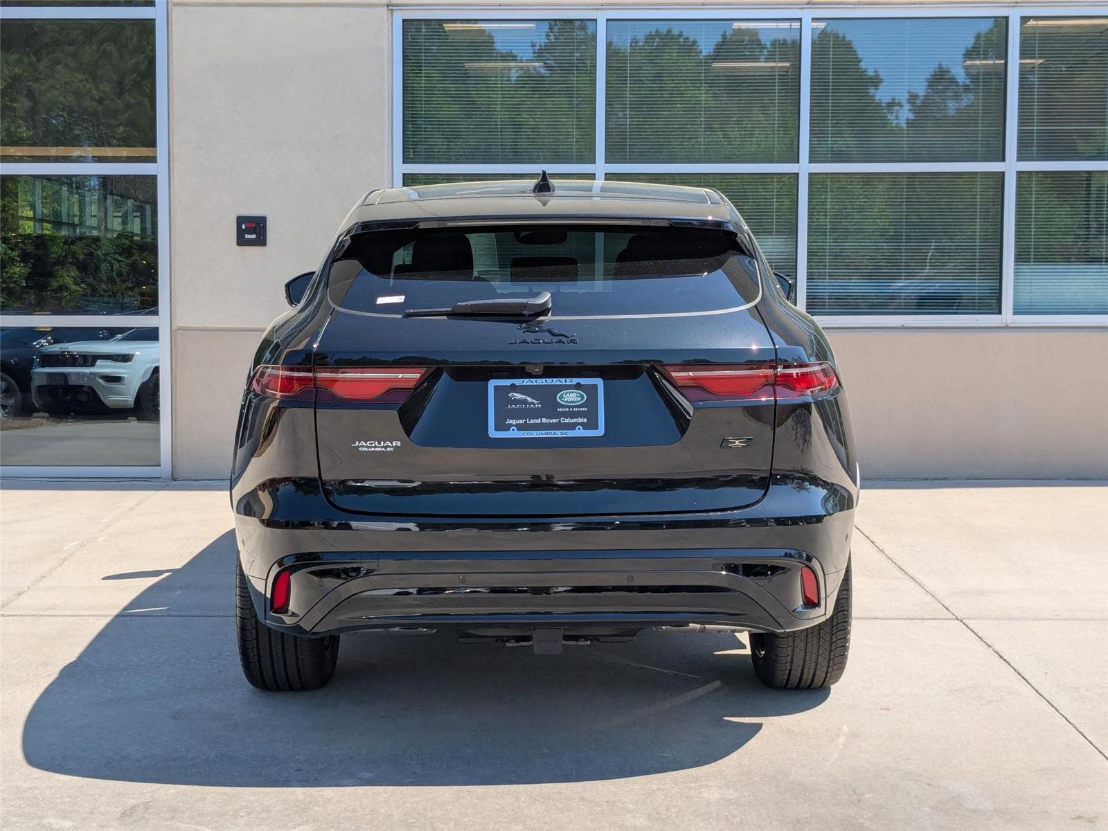 2026 Jaguar F-PACE P250 R-Dynamic S photo 3