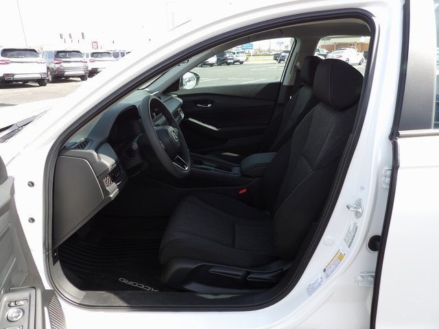 2025 Honda Accord LX photo 10