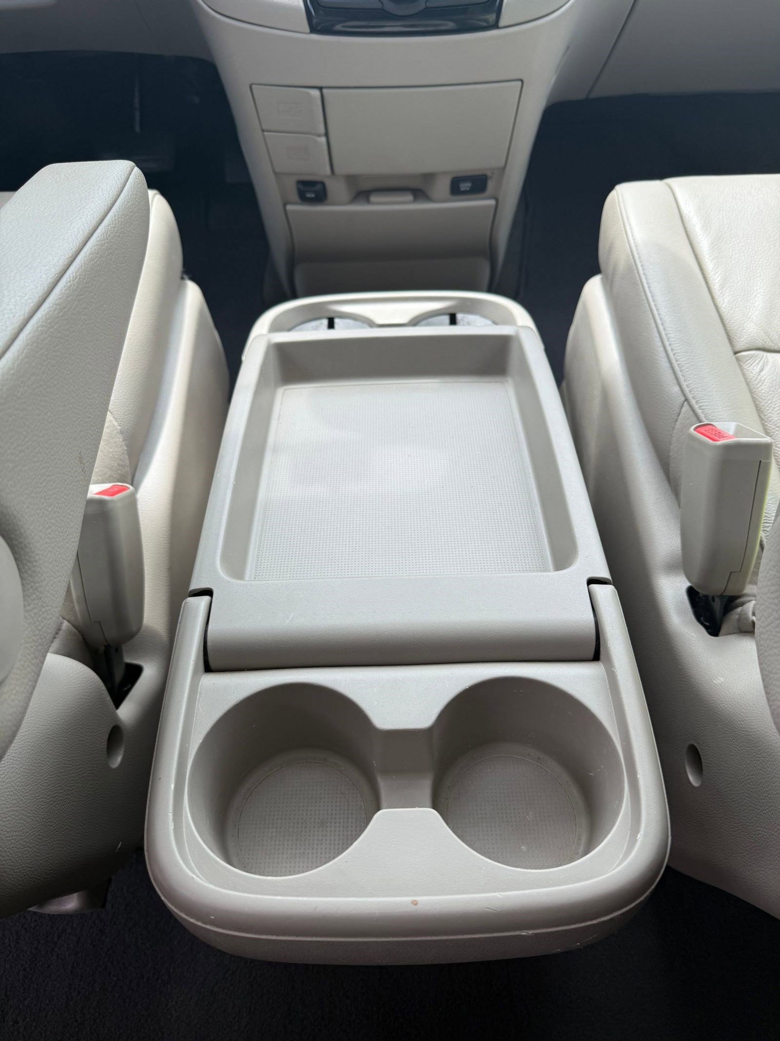 2016 Honda Odyssey EX-L photo 24