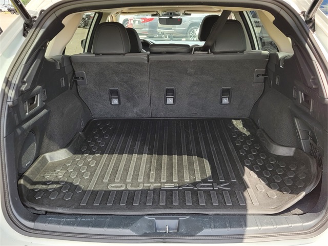 2024 Subaru Outback Onyx Edition photo 10