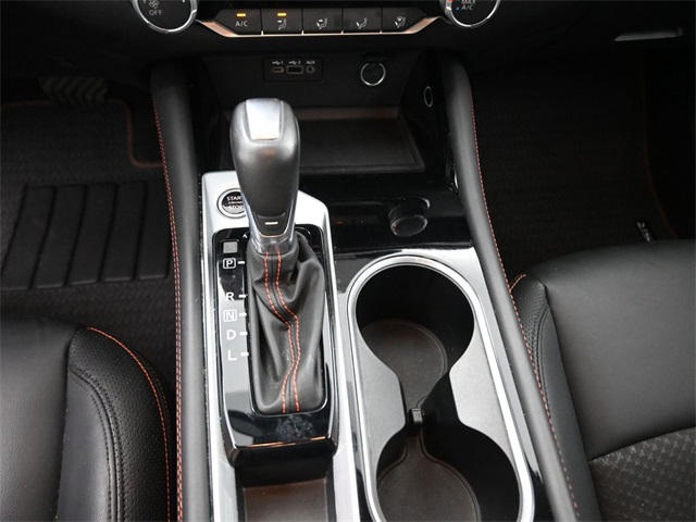 2024 Nissan Altima 2.5 SR photo 9