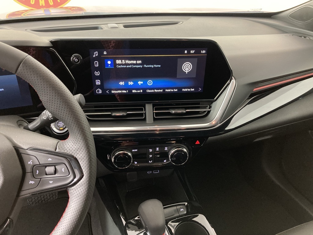 2026 Chevrolet Trax photo 2