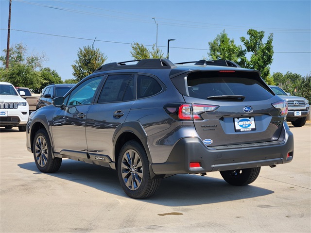 2025 Subaru Outback Onyx Edition XT photo 2