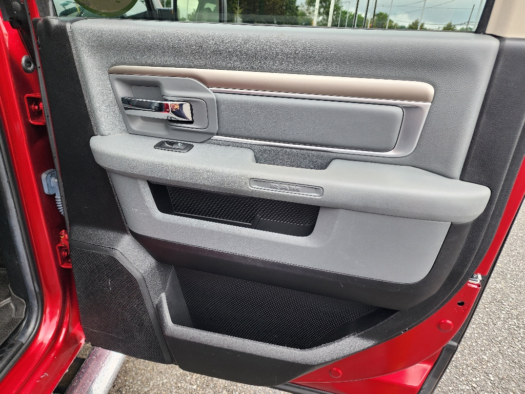 2014 Ram 1500 Big Horn photo 22