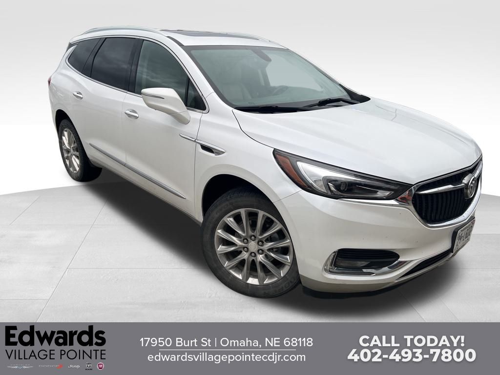 2020 Buick Enclave Essence photo 2