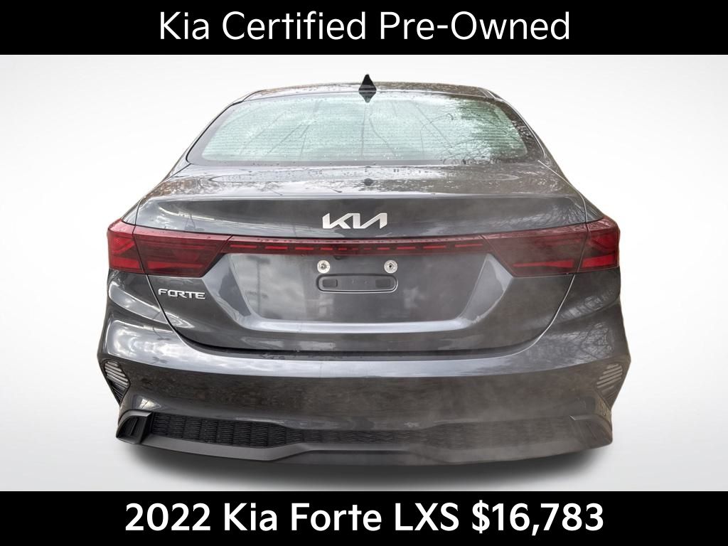 2022 Kia Forte LXS photo 4