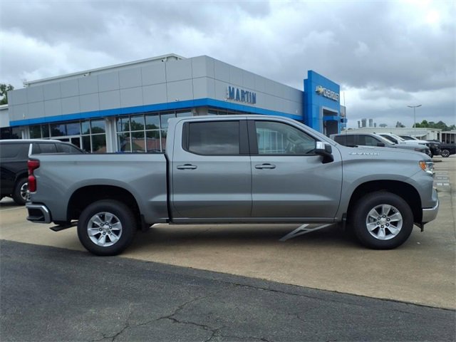 2025 Chevrolet Silverado 1500 LT photo 7