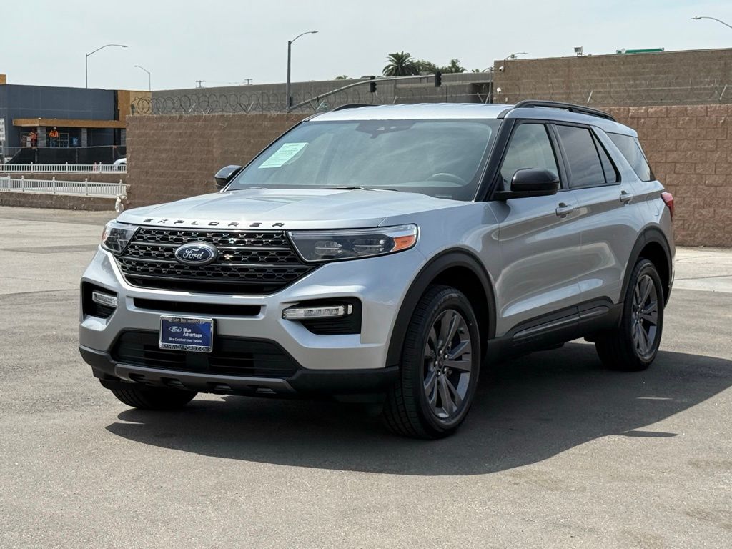2022 Ford Explorer XLT photo 5