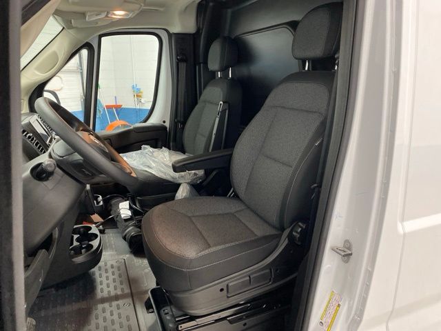 2023 Ram ProMaster 3500 Cargo Van photo 2
